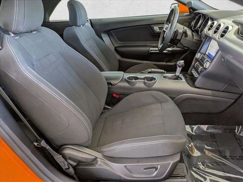 Used 2020 Ford Mustang Premium image 18