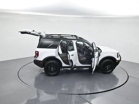 Used 2025 Ford Bronco Sport Outer Banks w/ Sasquatch Outer Banks Package AWD/4WD image 43