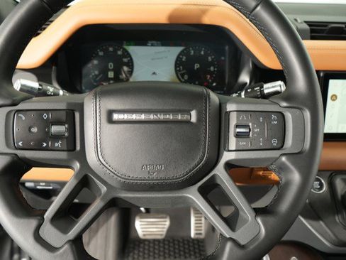 Used 2021 Land Rover Defender 110 X AWD/4WD image 29