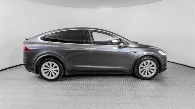 Used 2020 Tesla Model X Long Range AWD/4WD image 7