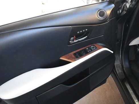 Used 2011 Lexus RX 450h AWD w/ Premium Pkg image 51