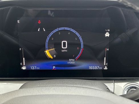 Used 2025 Chevrolet Trax LT w/ Driver Confidence Package image 17