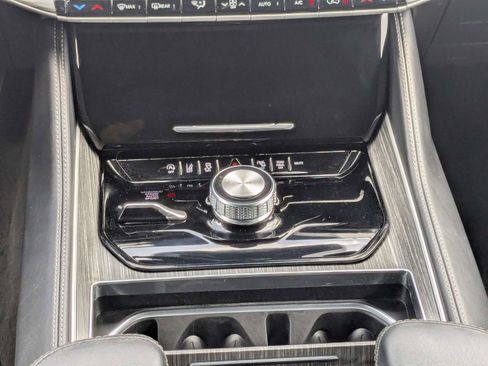 Used 2024 Jeep Wagoneer Series II AWD/4WD image 27