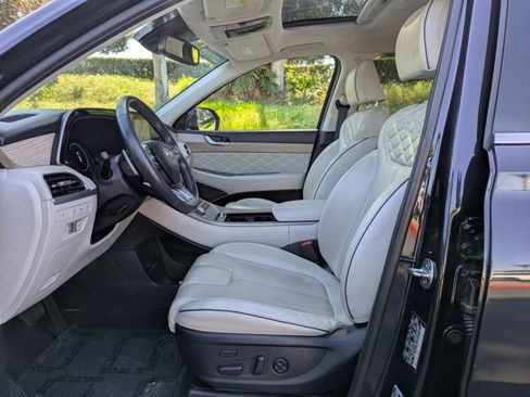 Used 2022 Hyundai Palisade Calligraphy image 16