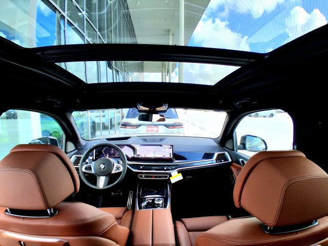 New 2027 BMW X7 xDrive40i w/ Executive Package AWD/4WD image 14