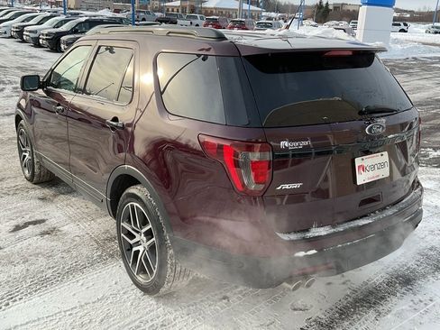 Used 2018 Ford Explorer Sport w/ Equipment Group 401A AWD/4WD image 7