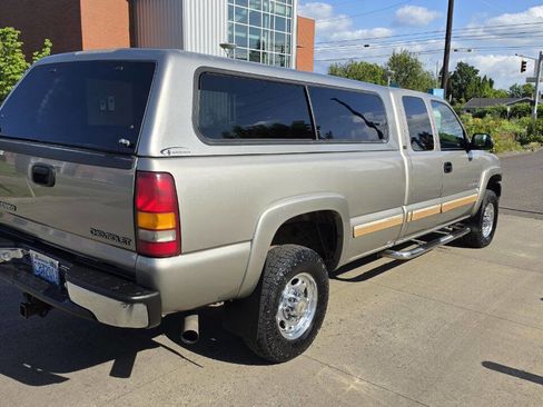 Used 2001 Chevrolet Silverado 2500 LT w/ Off-Road Skid Plate Pkg AWD/4WD image 5