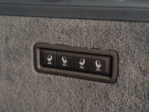 Used 2022 Jeep Grand Wagoneer Series II w/ Rear Seat Video Group 1 image 8