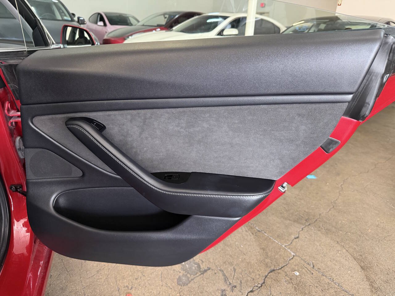 Used 2018 Tesla Model 3 Long Range AWD/4WD image 25