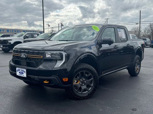 Used 2025 Ford Maverick Tremor image 27