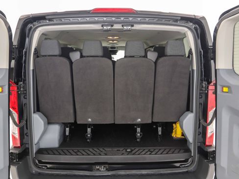 Used 2018 Ford Transit 350 XL image 11