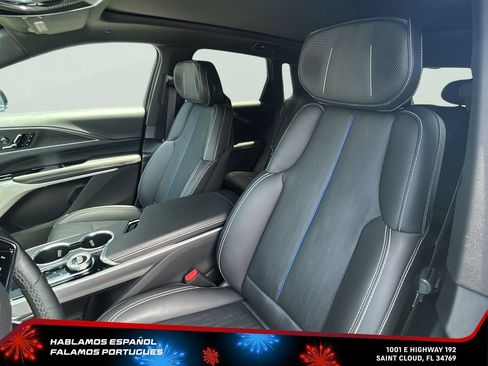 Certified 2025 Cadillac Lyriq Luxury w/ LPO, Floor Liner Package AWD/4WD image 22