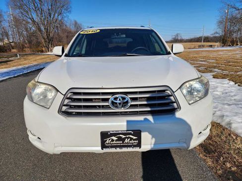 Used 2010 Toyota Highlander SE image 3