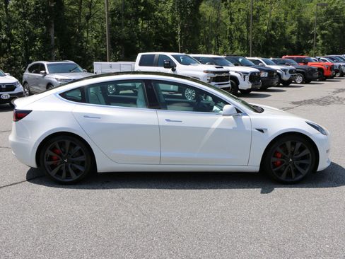 Used 2020 Tesla Model 3 Performance AWD/4WD image 9