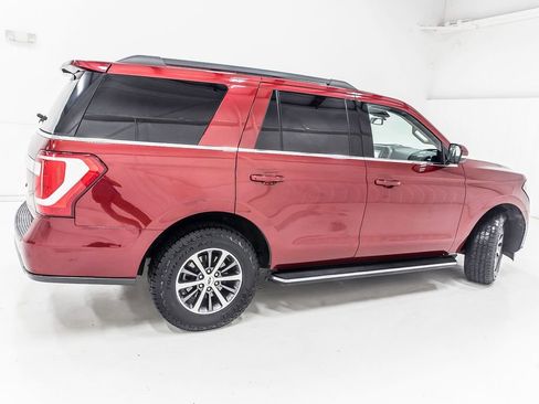 Used 2018 Ford Expedition XLT w/ Equipment Group 202A RWD image 7