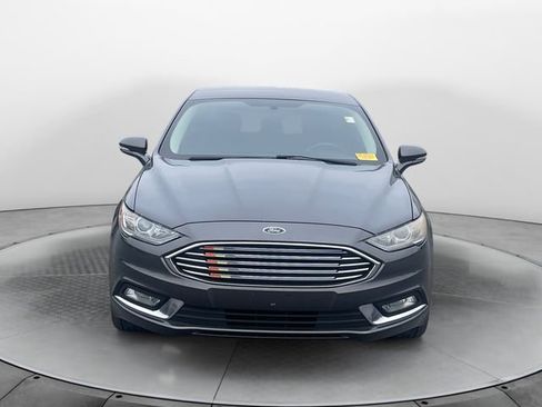 Used 2017 Ford Fusion SE w/ Equipment Group 201A image 8