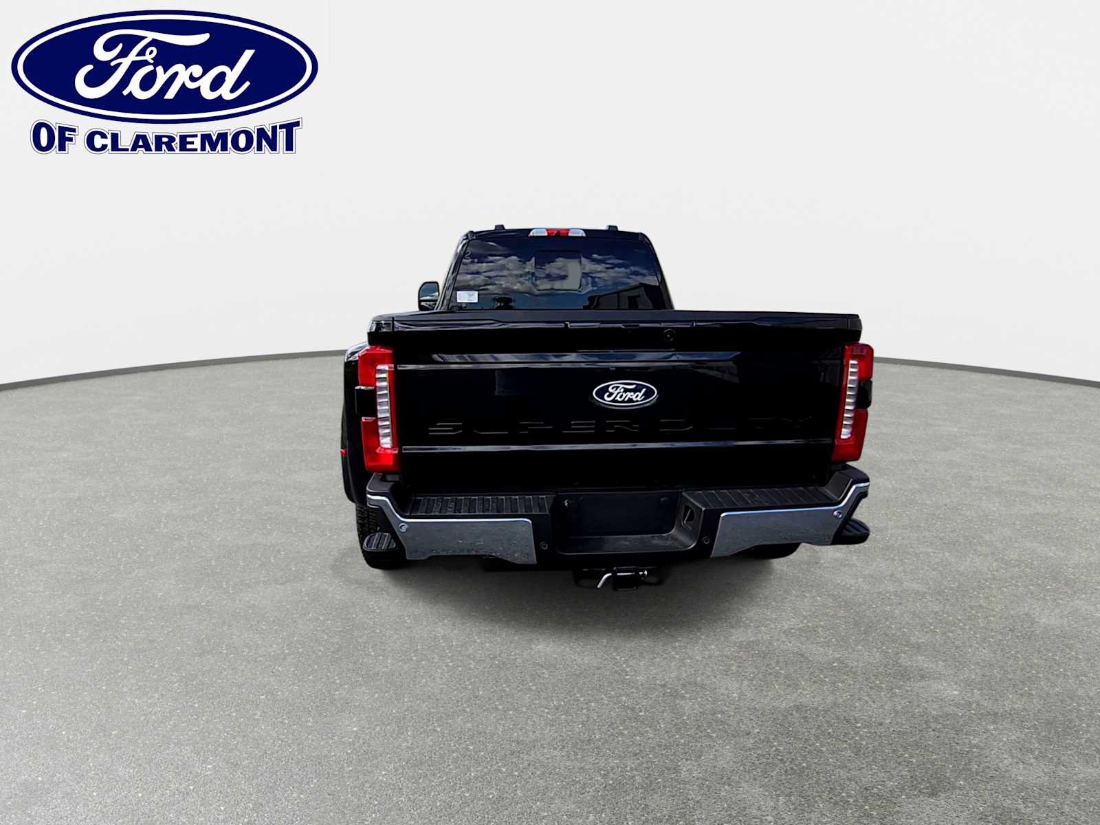 New 2027 Ford F350 Lariat w/ Lariat Ultimate Package AWD/4WD image 7