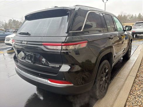 Used 2022 Jeep Grand Cherokee Limited image 10