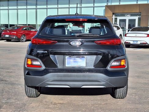 Used 2018 Hyundai Kona SE image 4