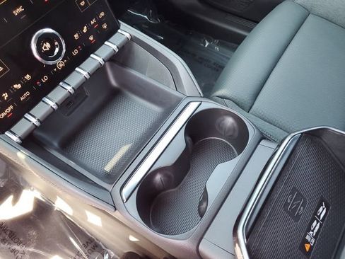 New 2026 GMC Terrain AT4 w/ Convenience Package III AWD/4WD image 21