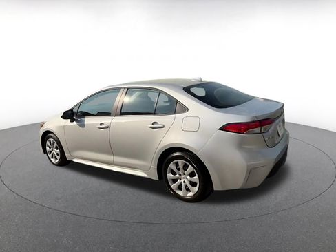 Used 2025 Toyota Corolla LE image 15
