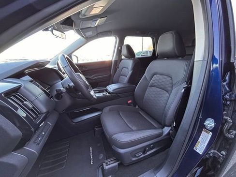 Used 2024 Nissan Pathfinder SV image 24