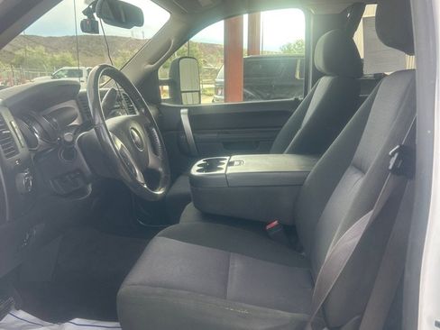 Used 2012 GMC Sierra 3500 SLE AWD/4WD image 9