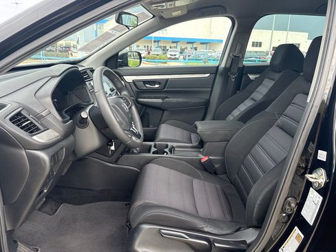 Used 2019 Honda CR-V LX image 9