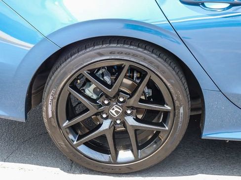 Certified 2025 Honda Civic Sport image 9