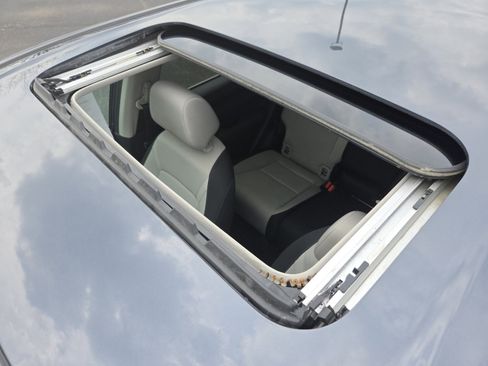 Certified 2024 Honda CR-V EX image 4