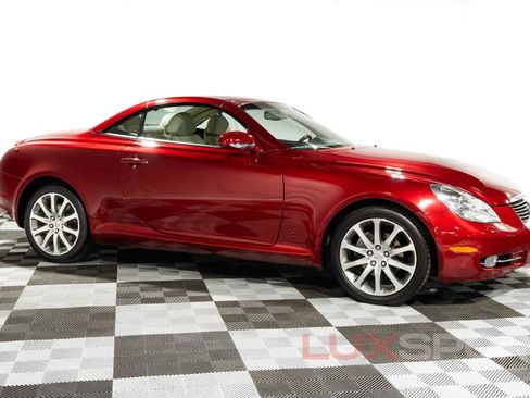 Used 2008 Lexus SC 430 Convertible RWD image 2