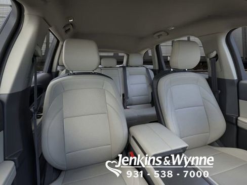 New 2026 Lincoln Nautilus Premier image 10