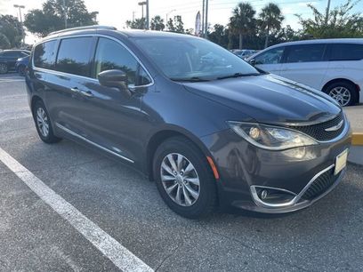 Used 2019 Chrysler Pacifica Touring-L