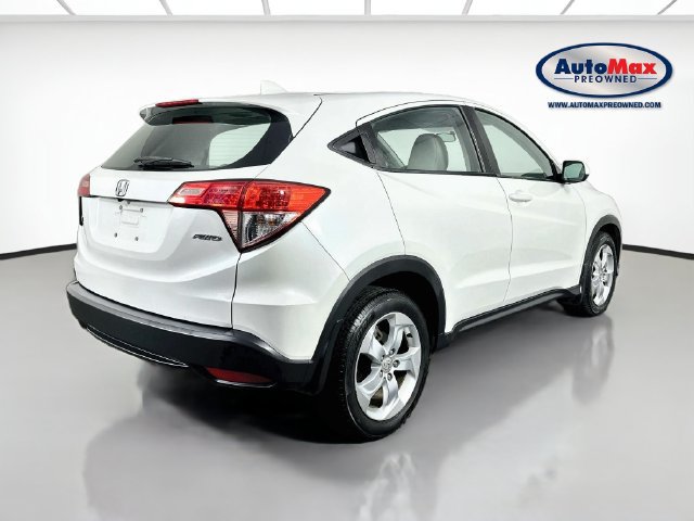 Used 2016 Honda HR-V LX image 2