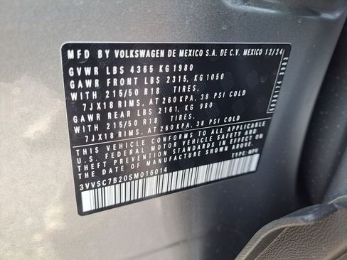 Used 2025 Volkswagen Taos SE image 26