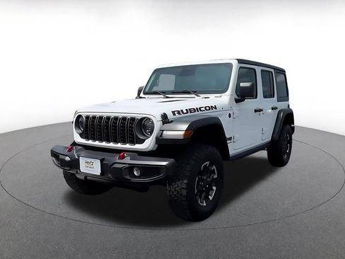 Used 2025 Jeep Wrangler Unlimited Rubicon AWD/4WD image 4