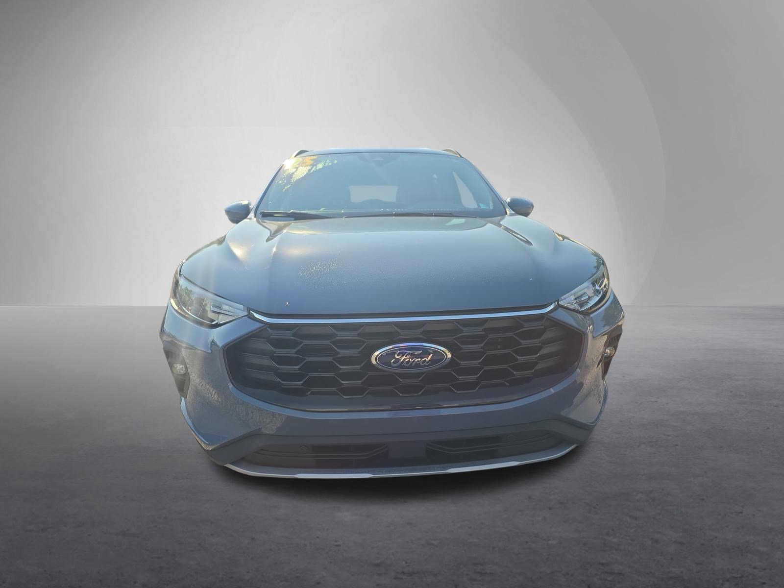 Used 2025 Ford Escape ST-Line Select AWD/4WD image 9