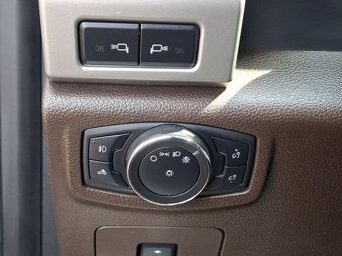 Used 2017 Ford F150 King Ranch w/ Equipment Group 601A Luxury AWD/4WD image 26