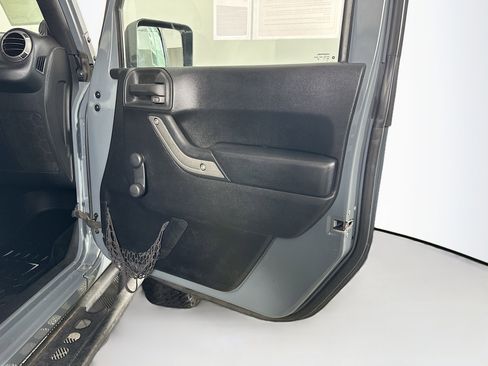 Used 2014 Jeep Wrangler Sport image 25