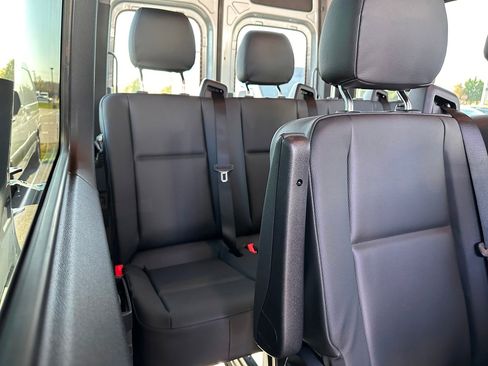 Used 2025 Mercedes-Benz Sprinter 2500 image 22