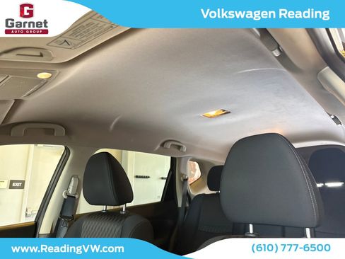 Used 2017 Nissan Rogue SV w/ SV Premium Package image 29