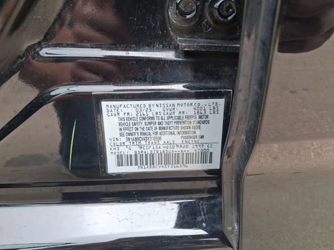 Used 2025 Nissan Sentra SV FWD image 3