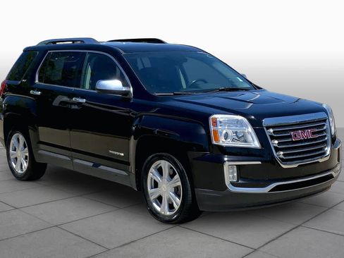 Used 2017 GMC Terrain SLT w/ Driver Alert Package I FWD image 2