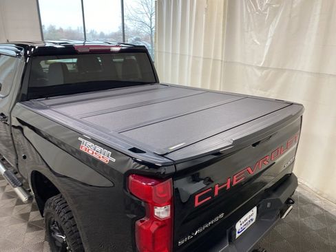 Used 2021 Chevrolet Silverado 1500 Custom Trail Boss image 17