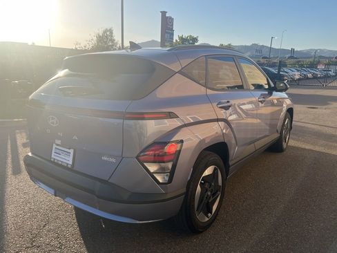 Certified 2024 Hyundai Kona SEL FWD image 7
