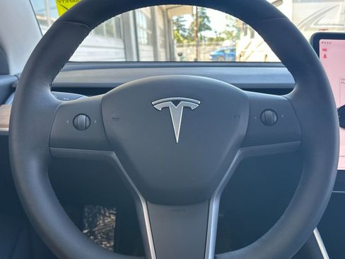 Used 2020 Tesla Model 3 Long Range AWD/4WD image 21