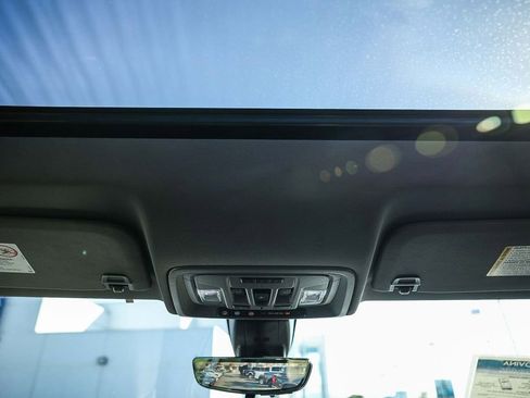 Used 2022 GMC Sierra 3500 Denali w/ Denali Ultimate Package image 26