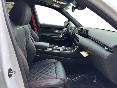 New 2026 Genesis GV70 3.5T Sport Prestige AWD/4WD image 15