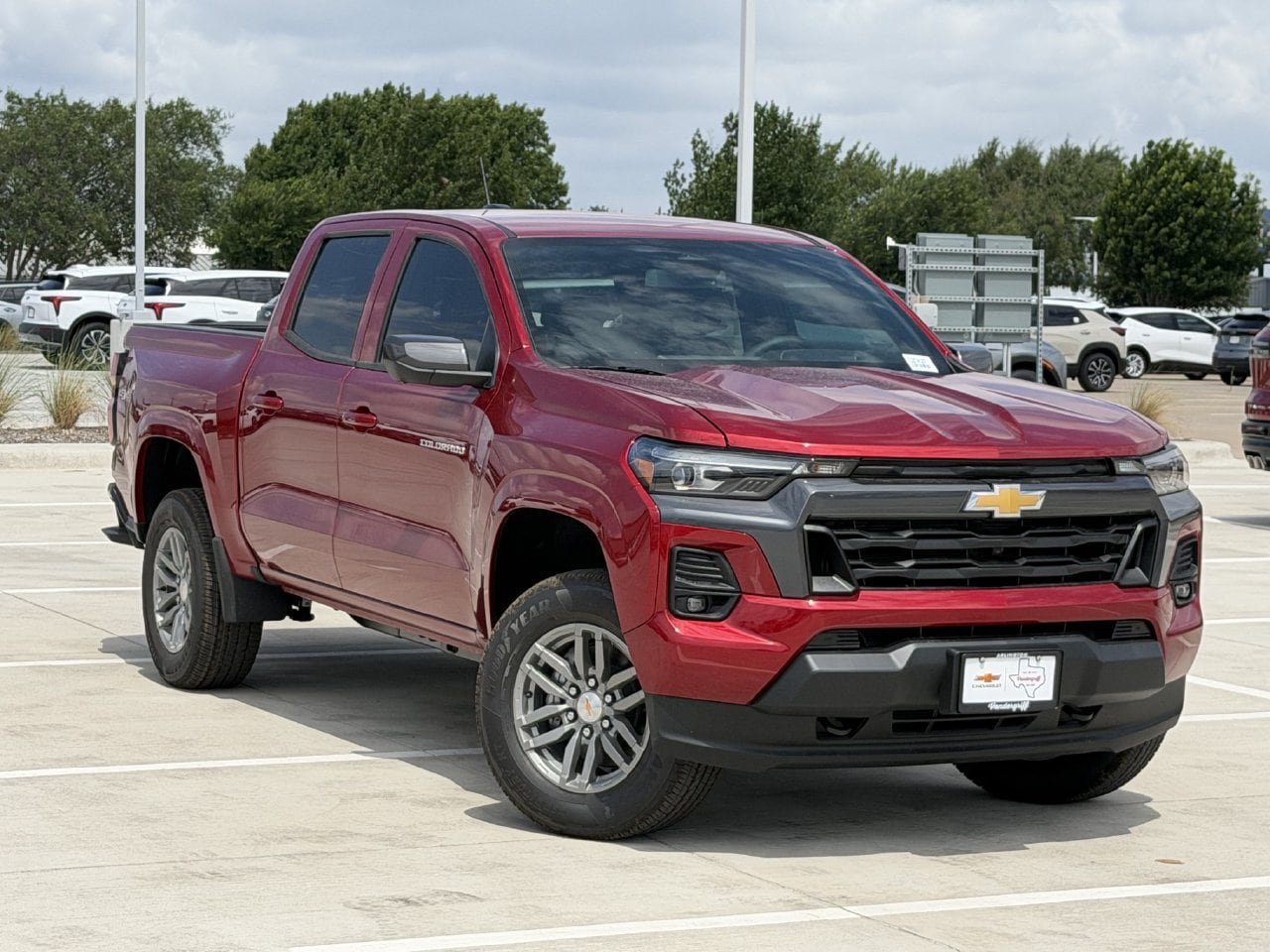New 2026 Chevrolet Colorado LT w/ LT Convenience Package AWD/4WD image 2