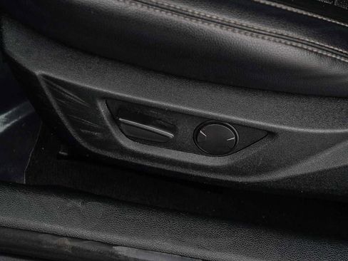 Used 2022 Ford Mustang Premium image 24